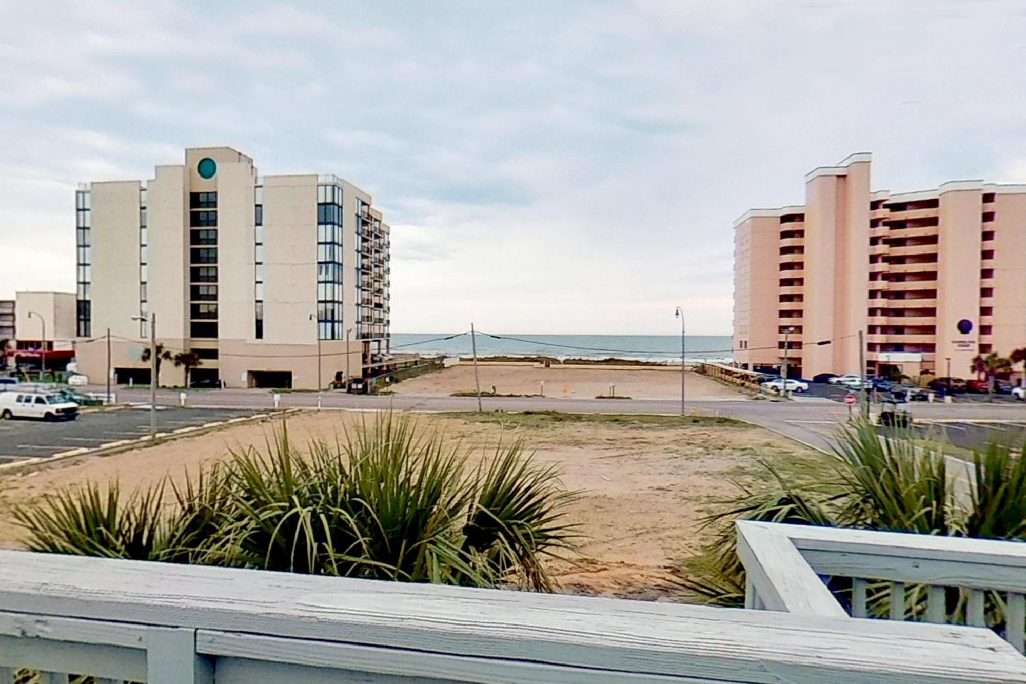 Getaway At 15Th & Perrin Villa Myrtle Beach Exterior photo